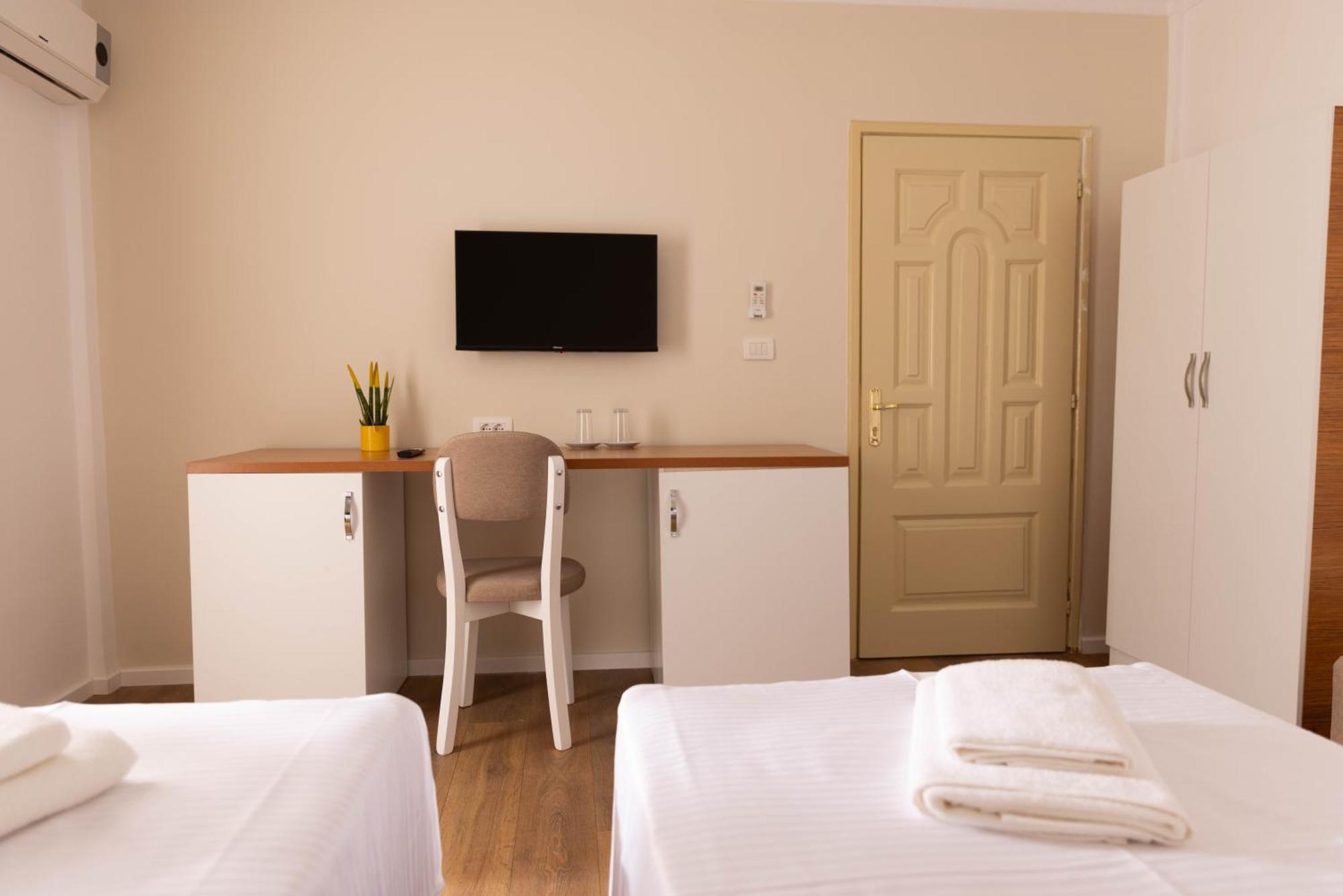 Hotel Vila Max Dıraç Dış mekan fotoğraf