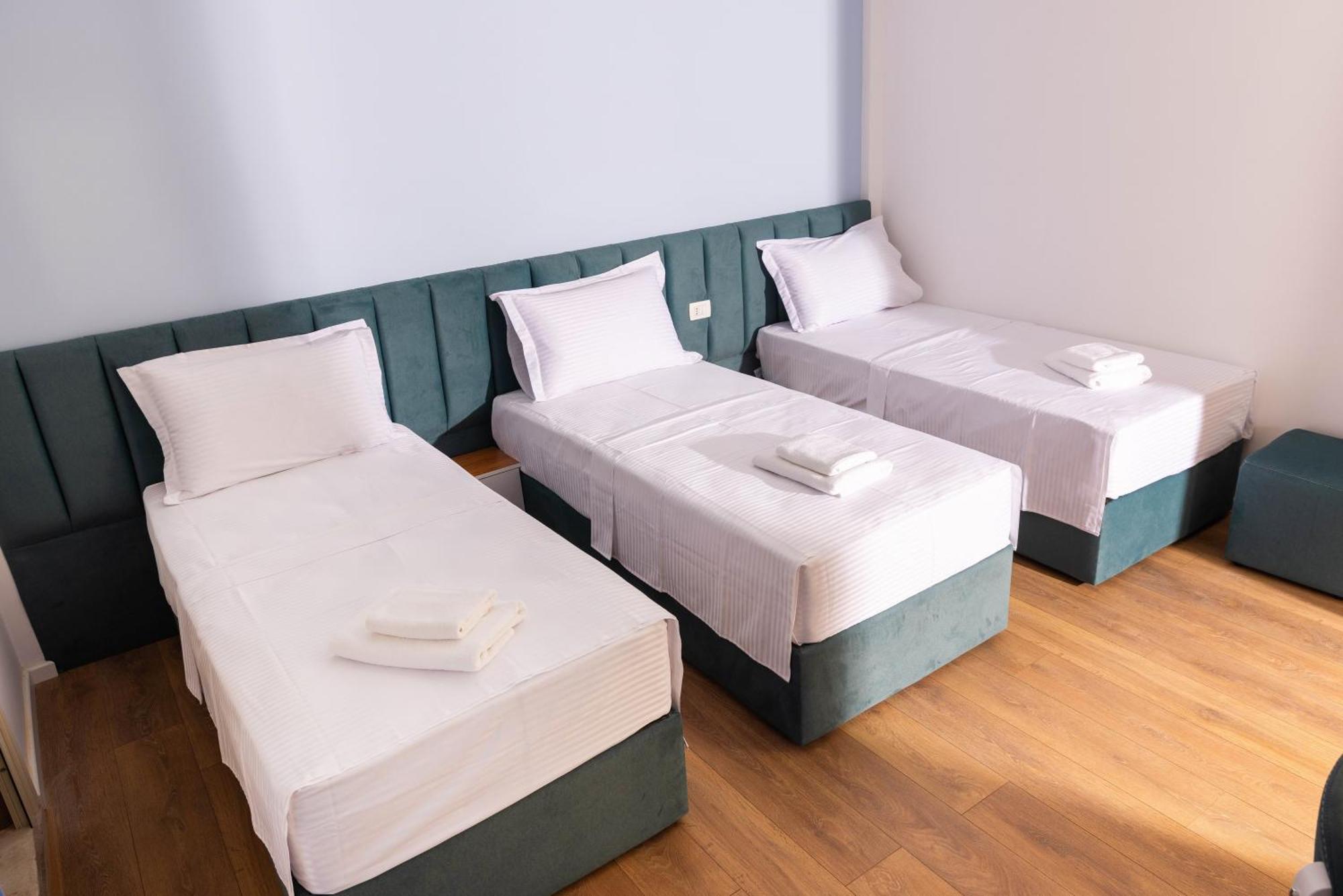 Hotel Vila Max Dıraç Dış mekan fotoğraf
