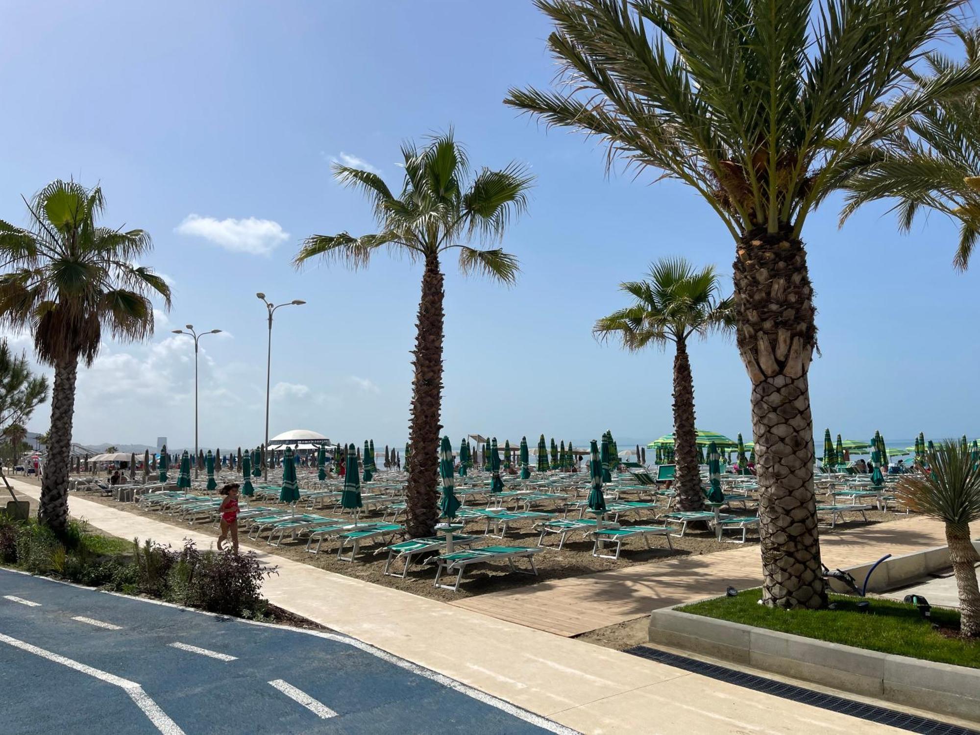 Hotel Vila Max Dıraç Dış mekan fotoğraf