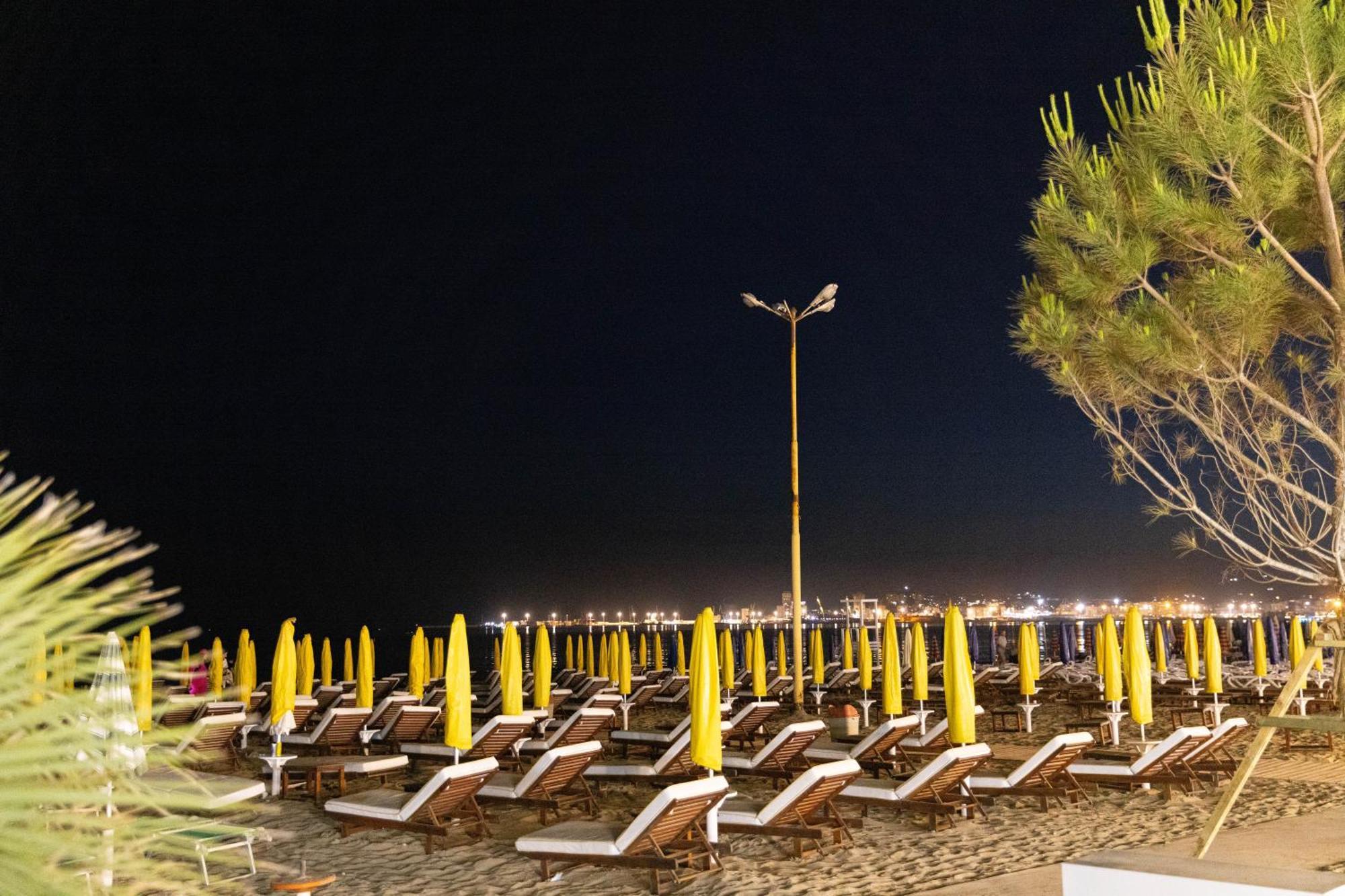 Hotel Vila Max Dıraç Dış mekan fotoğraf
